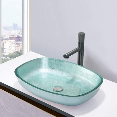 ホイルの銀はBathの洗面器のガラス・ボールのメロンの形のテーブルの上の固体を和らげた
